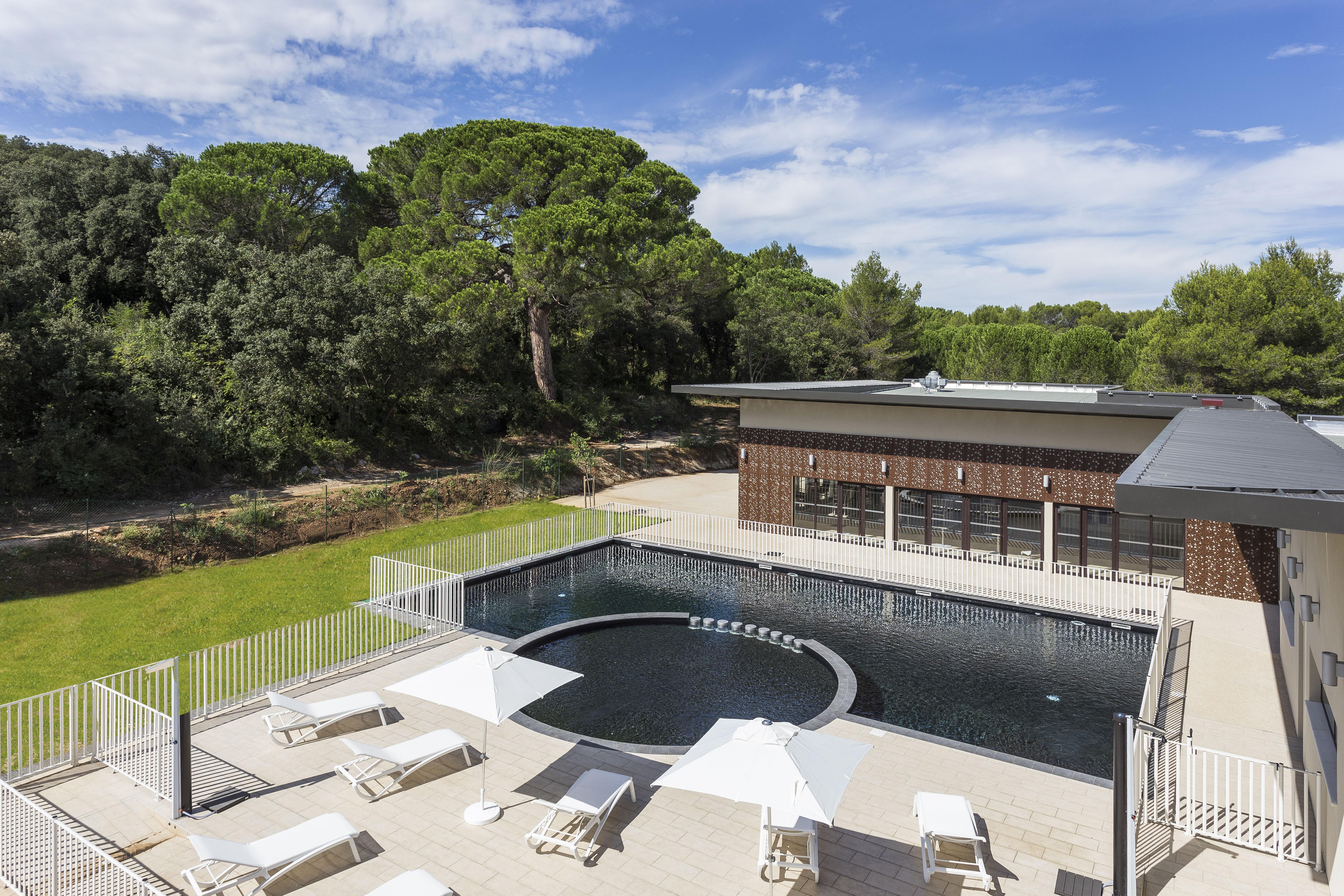Vacanceole - Residence Pont Du Gard Ремулан Екстериор снимка